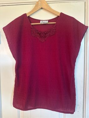 Vintage 80s Joanna Women's Burgundy Floral Appliqué Sleeveless Blouse